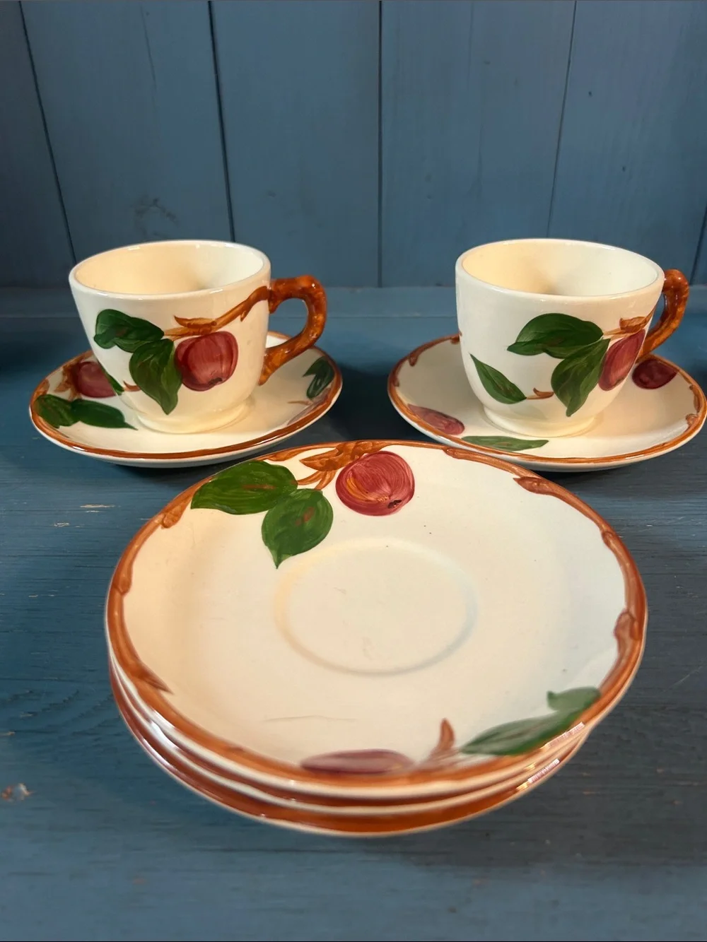 Hand-Painted Fruit Pattern Ceramic Teacup and Saucer Set - Cream and Green